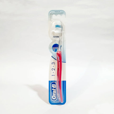 ORAL-B 1.2.3 INDICATOR MEDIUM TOOTHBRUSH
